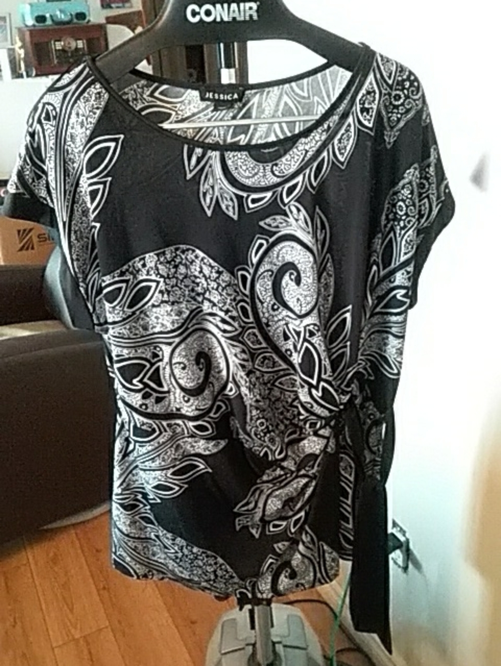 Jessica Black and White Paisley Tunic Top 2X
